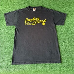 Vintage Broadway Bares New York Strip Tee Size M, measurements in pics.
